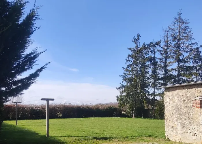 Holiday home Atypique Normandik Chailloue